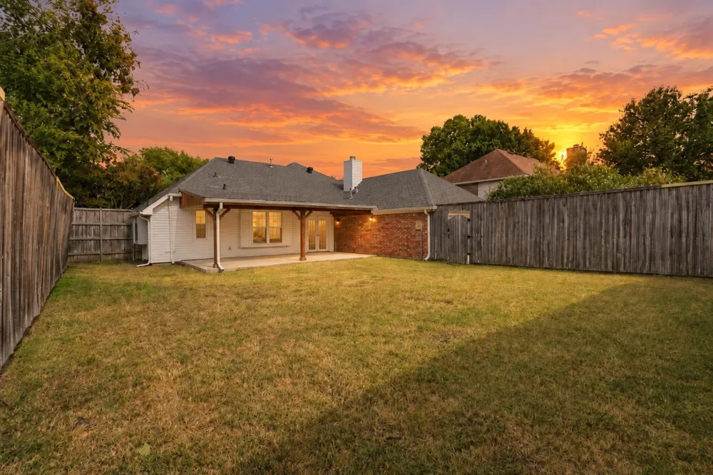 812 Fall Drive Allen, TX 75002