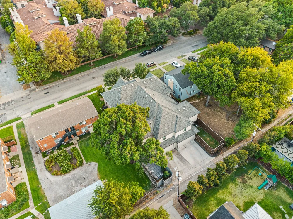 6811 Del Norte Lane Dallas, TX 75225
