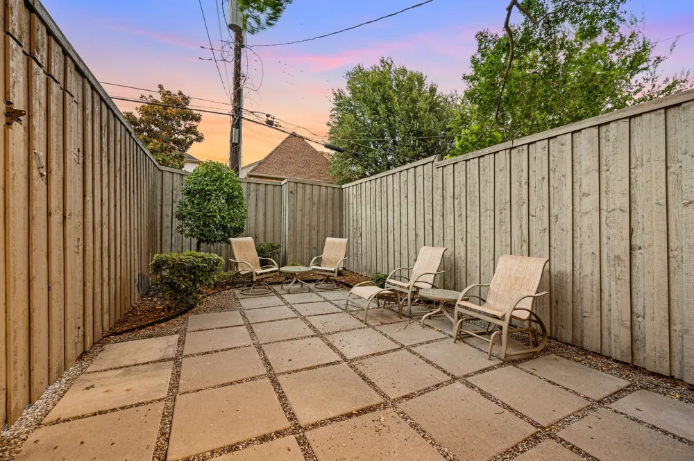 6811 Del Norte Lane Dallas, TX 75225