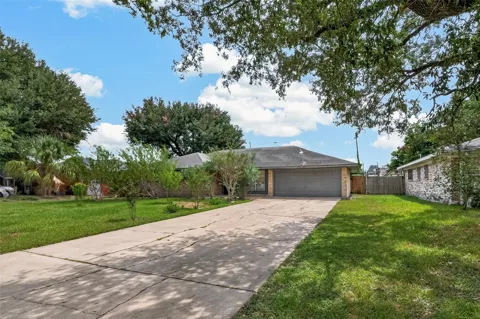 6027 De Moss Drive