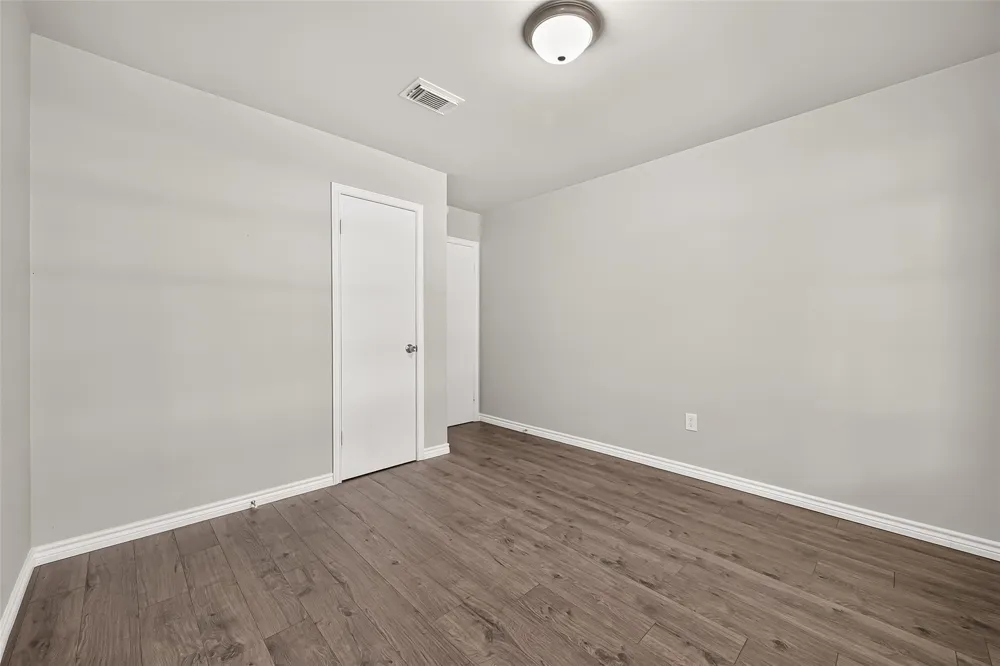 611 Dogwood Trail Conroe, TX 77316
