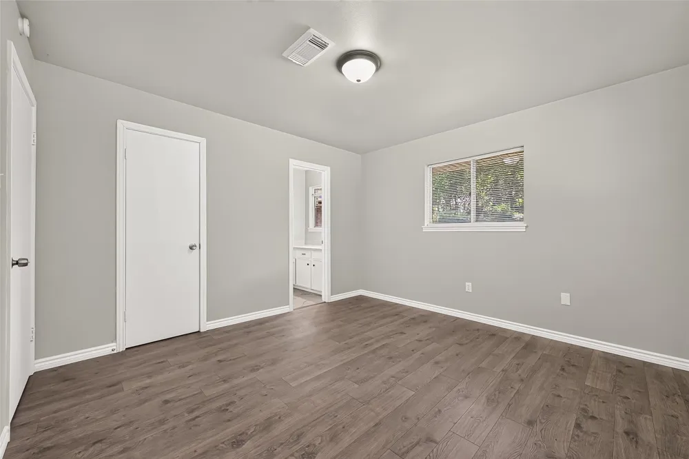 611 Dogwood Trail Conroe, TX 77316