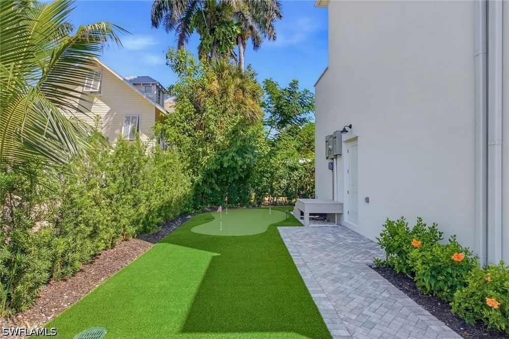 8th Street S Naples, FL 34102