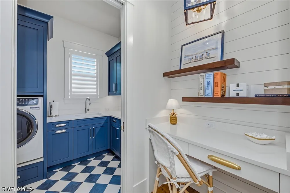 8th Street S Naples, FL 34102