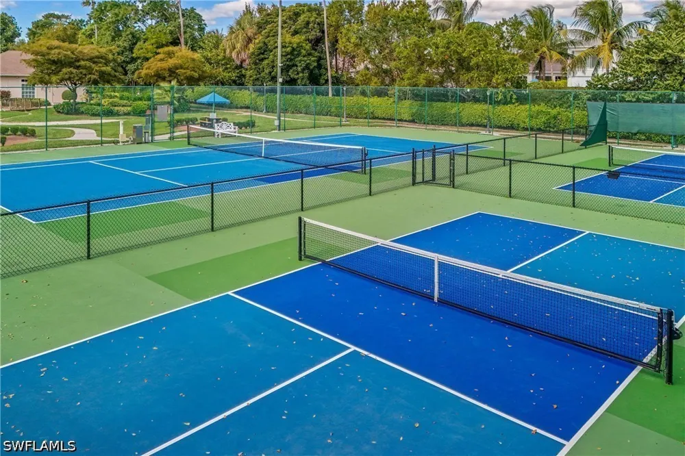 Lone Oak Boulevard Naples, FL 34109