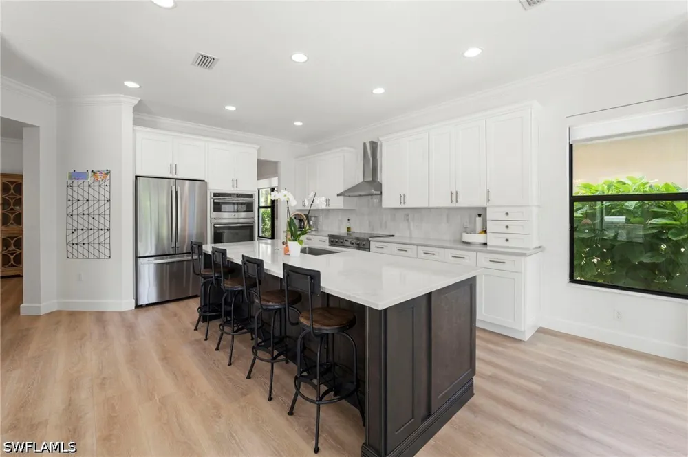 Cinnamon Bay Circle Naples, FL 34119