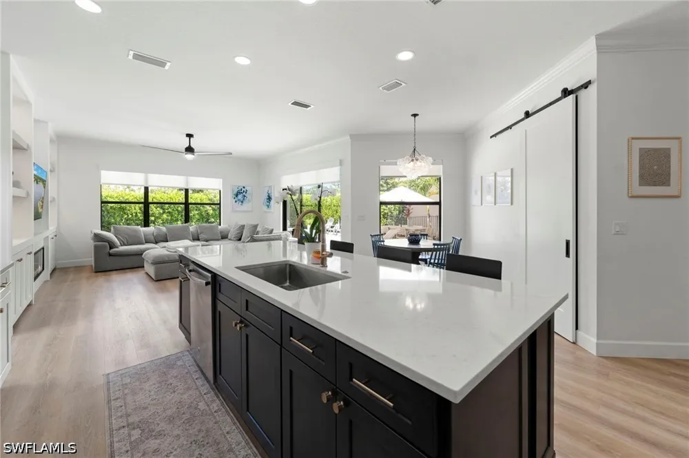 Cinnamon Bay Circle Naples, FL 34119