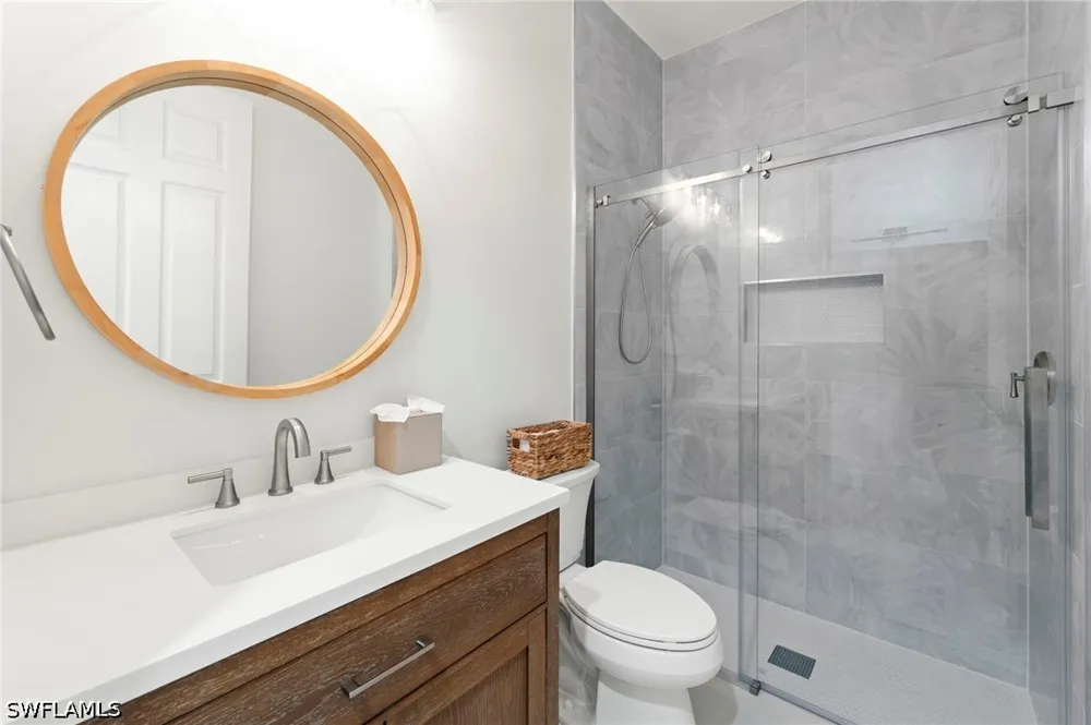 Cinnamon Bay Circle Naples, FL 34119
