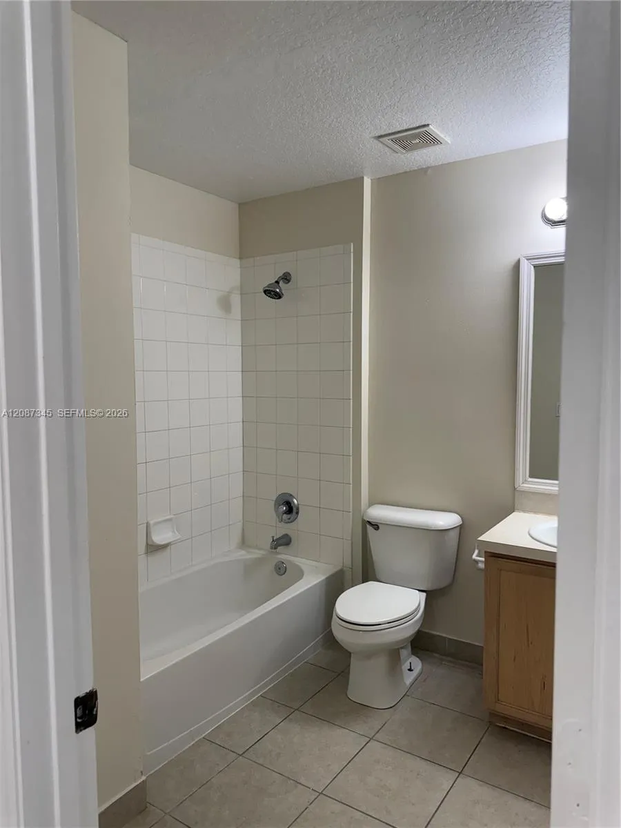 4550 SE Graham Dr Stuart, FL 34997