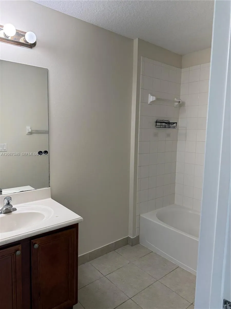 4550 SE Graham Dr Stuart, FL 34997