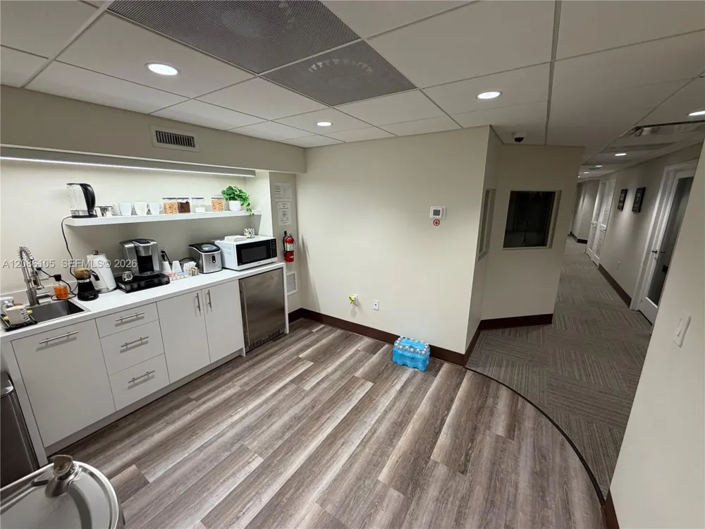 7057 SW 47th St #19 Miami, FL 33155