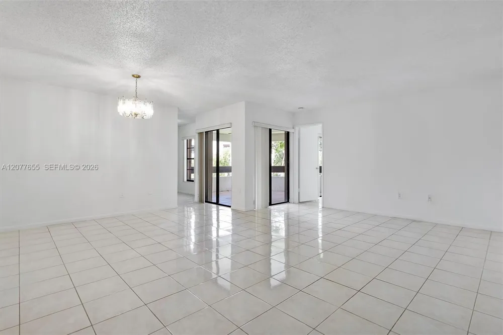 9135 SW 125th Ave #309P Miami, FL 33186