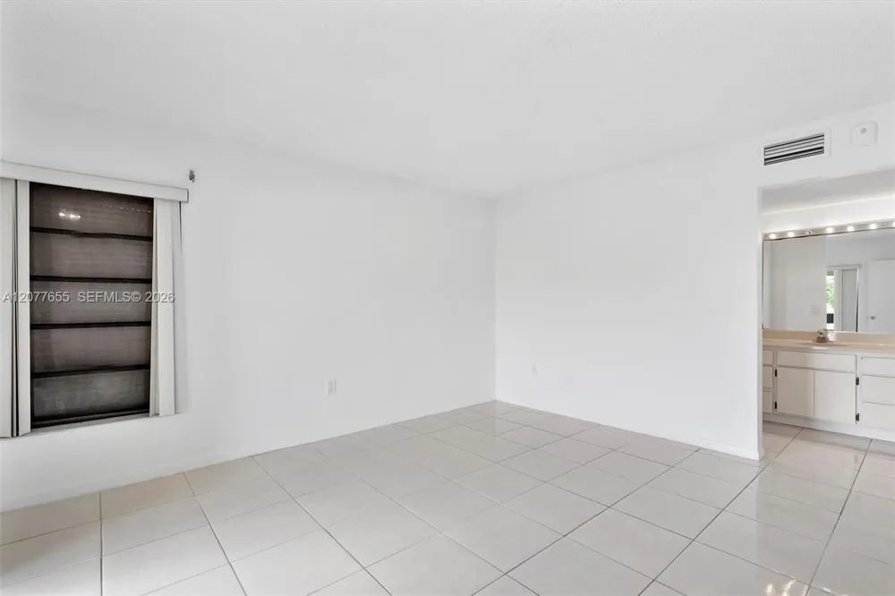 9135 SW 125th Ave #309P Miami, FL 33186