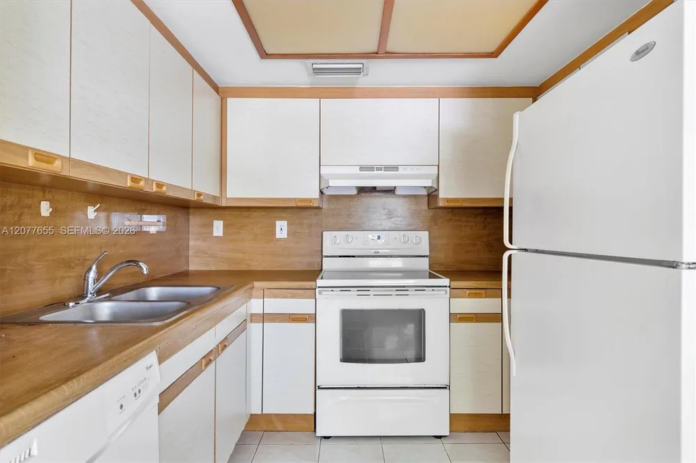 9135 SW 125th Ave #309P Miami, FL 33186