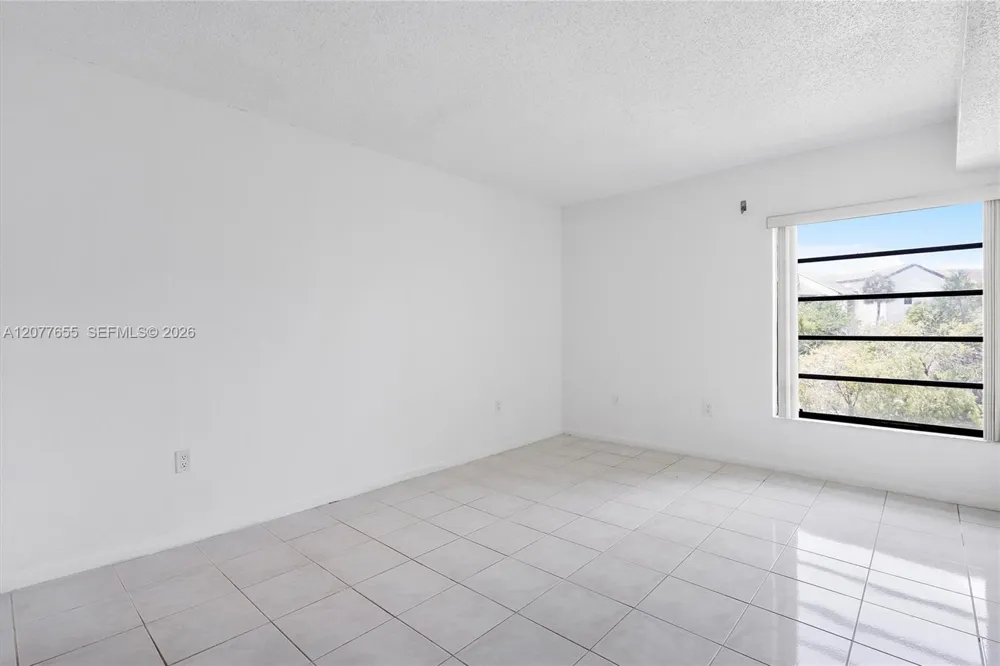 9135 SW 125th Ave #309P Miami, FL 33186