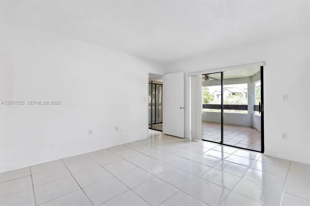 9135 SW 125th Ave #309P Miami, FL 33186