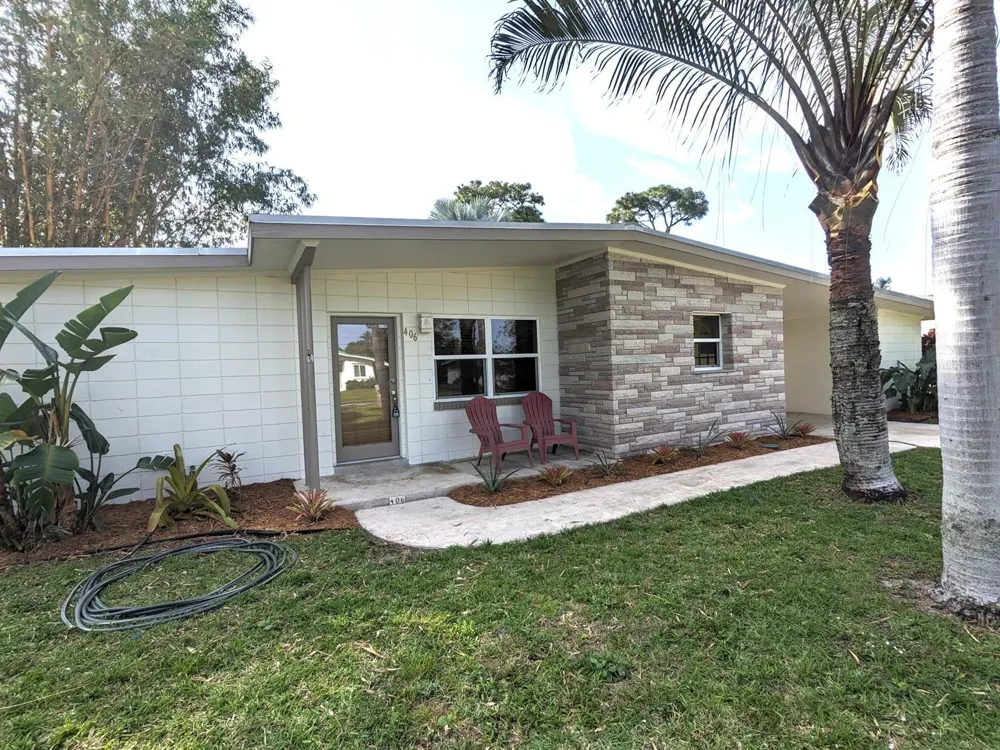 406 POPLAR AVENUE Port St. Lucie, FL 34952