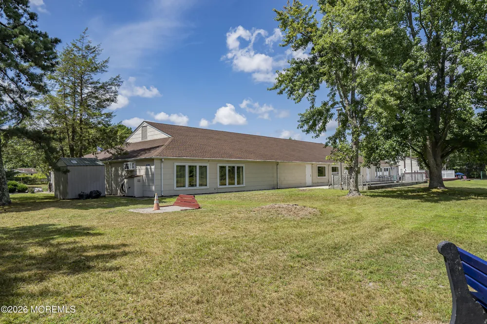 943 Edgebrook Drive Toms River, NJ 08757