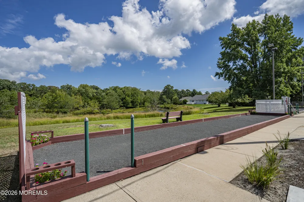 943 Edgebrook Drive Toms River, NJ 08757