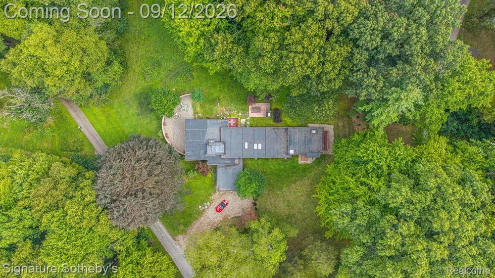 11090 Hawthorne Drive Charleston Township, MI 49053