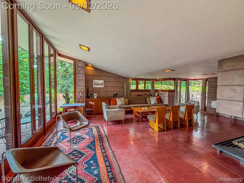 11090 Hawthorne Drive Charleston Township, MI 49053