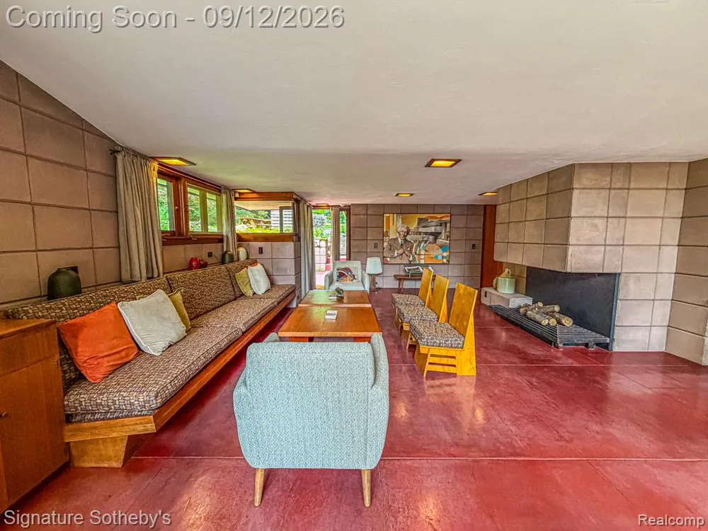 11090 Hawthorne Drive Charleston Township, MI 49053