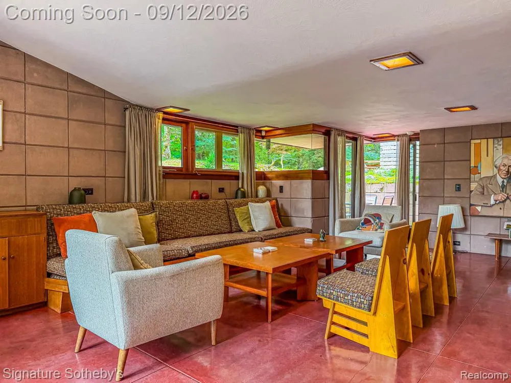 11090 Hawthorne Drive Charleston Township, MI 49053