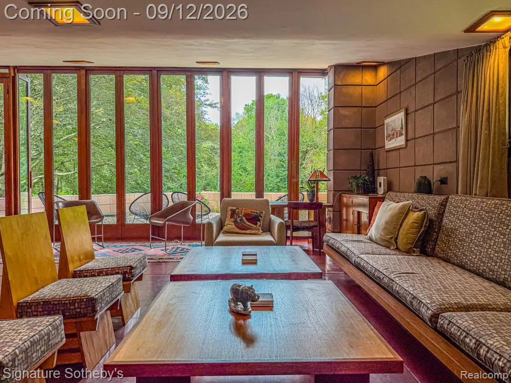 11090 Hawthorne Drive Charleston Township, MI 49053