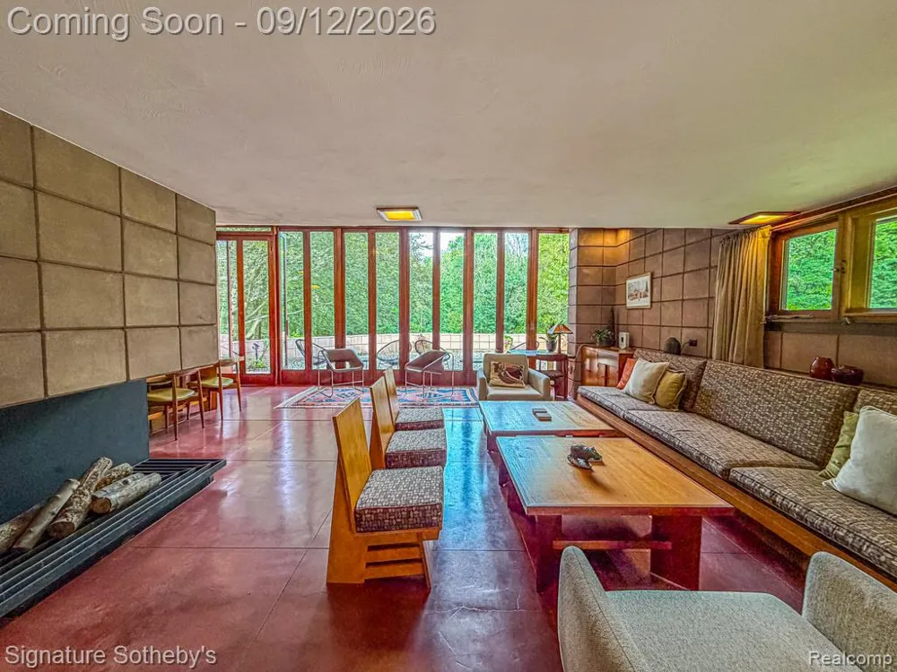 11090 Hawthorne Drive Charleston Township, MI 49053