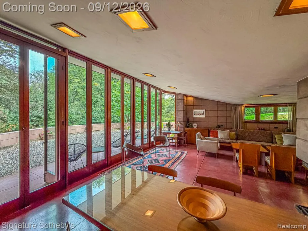 11090 Hawthorne Drive Charleston Township, MI 49053