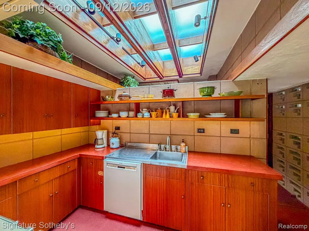 11090 Hawthorne Drive Charleston Township, MI 49053