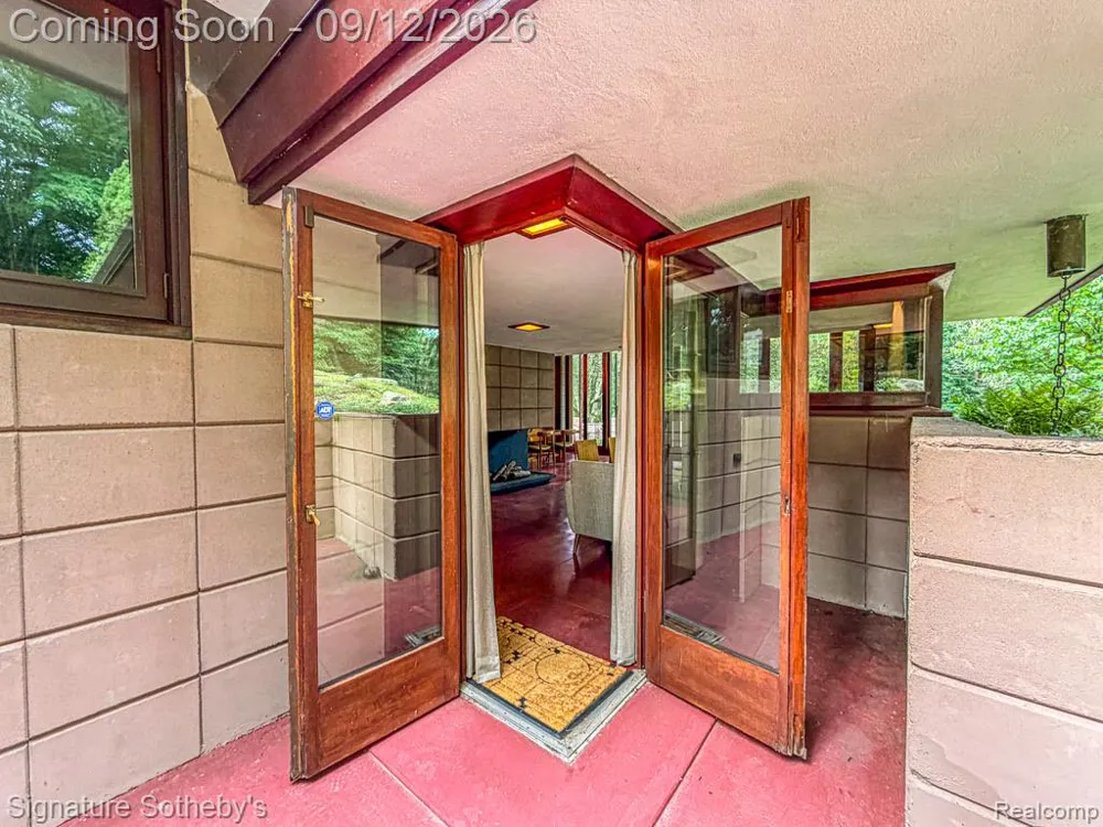 11090 Hawthorne Drive Charleston Township, MI 49053