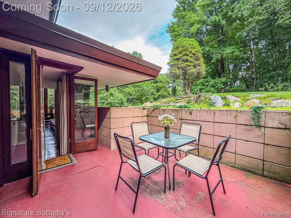 11090 Hawthorne Drive Charleston Township, MI 49053