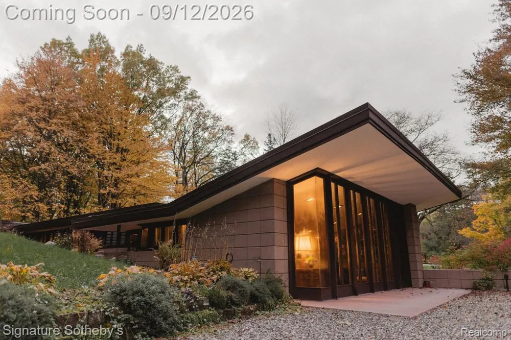 11090 Hawthorne Drive Charleston Township, MI 49053
