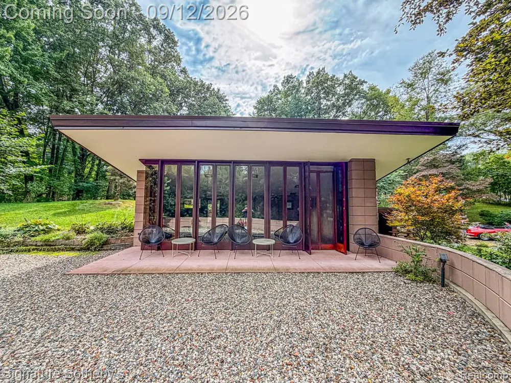11090 Hawthorne Drive Charleston Township, MI 49053