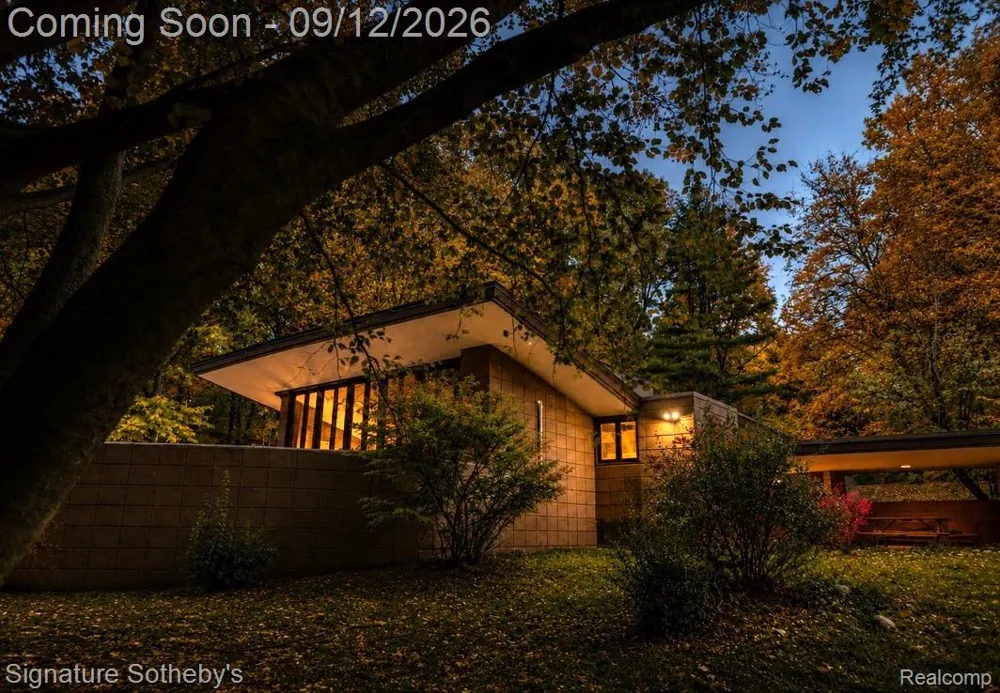 11090 Hawthorne Drive Charleston Township, MI 49053