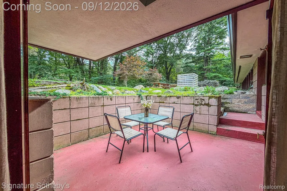11090 Hawthorne Drive Charleston Township, MI 49053