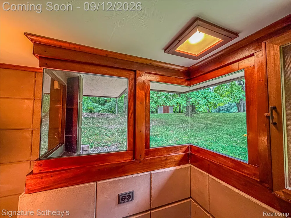 11090 Hawthorne Drive Charleston Township, MI 49053