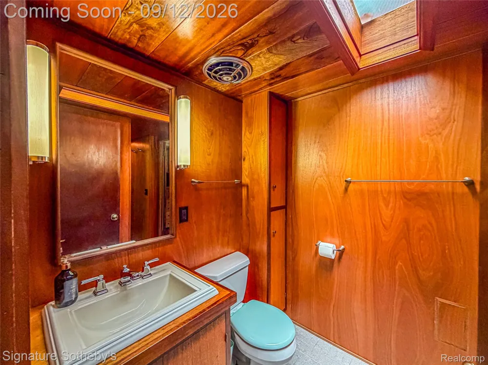 11090 Hawthorne Drive Charleston Township, MI 49053
