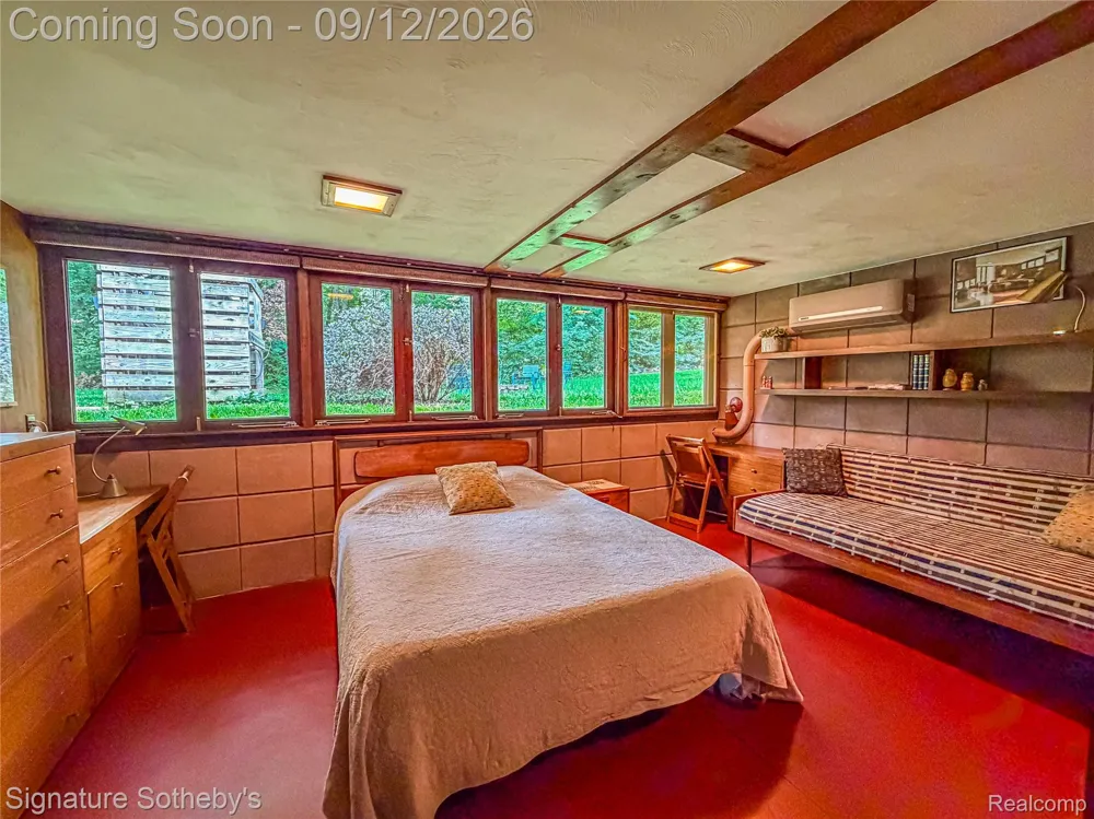 11090 Hawthorne Drive Charleston Township, MI 49053