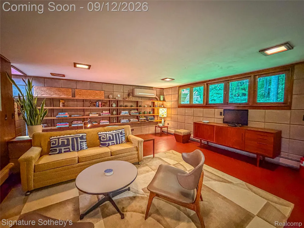11090 Hawthorne Drive Charleston Township, MI 49053