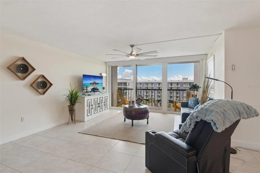400 ISLAND WAY #509 Clearwater, FL 33767