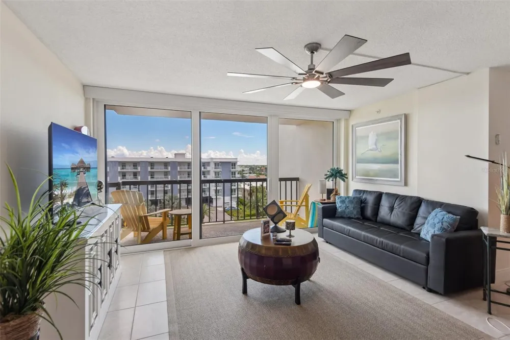 400 ISLAND WAY #509 Clearwater, FL 33767