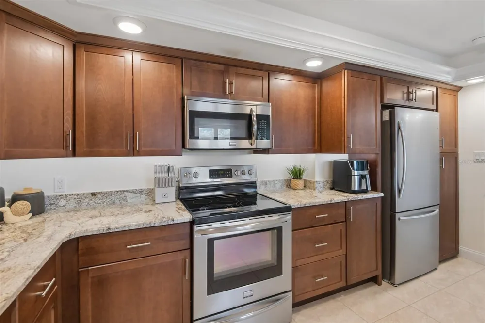 400 ISLAND WAY #509 Clearwater, FL 33767