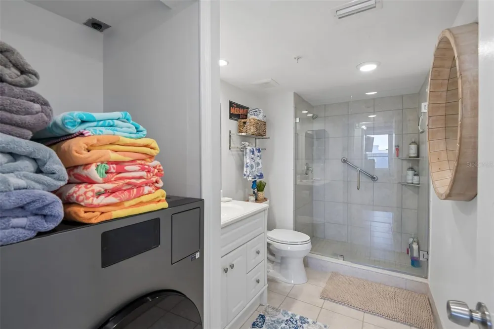 400 ISLAND WAY #509 Clearwater, FL 33767