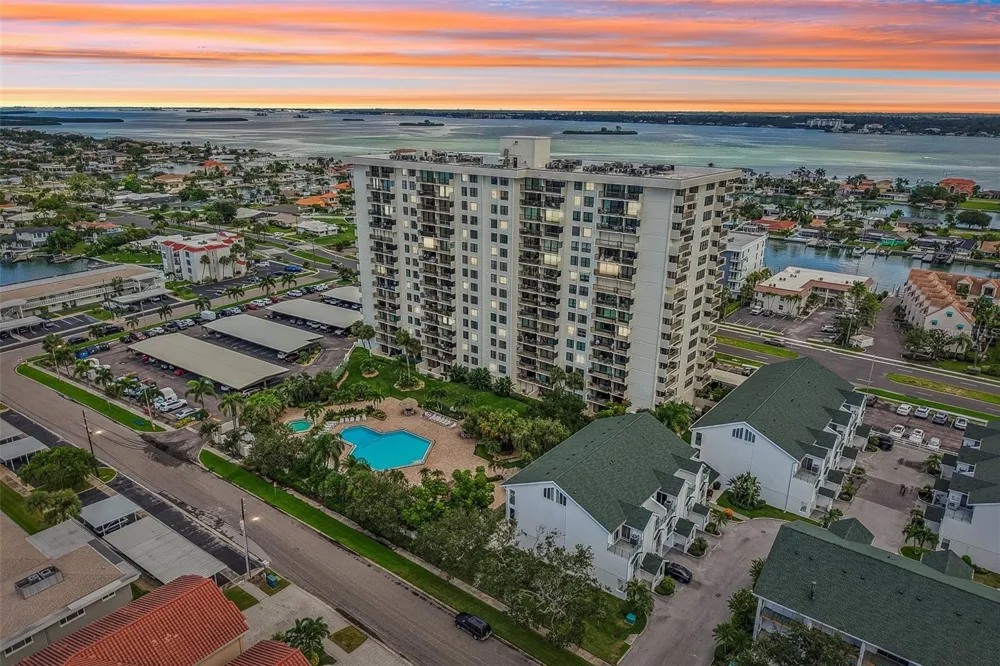 400 ISLAND WAY #509 Clearwater, FL 33767