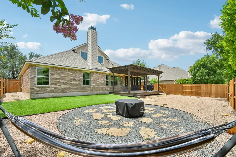 2816 Homecoming Leander, TX 78641