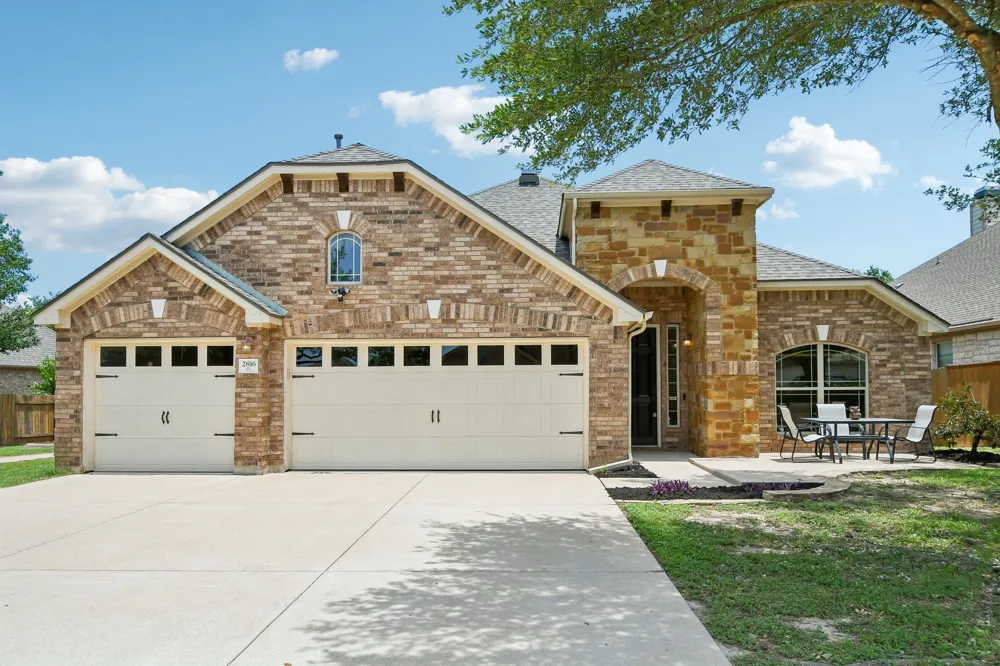 2816 Homecoming Leander, TX 78641