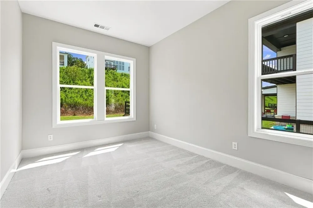 886 Keystone Drive Woodstock, GA 30188