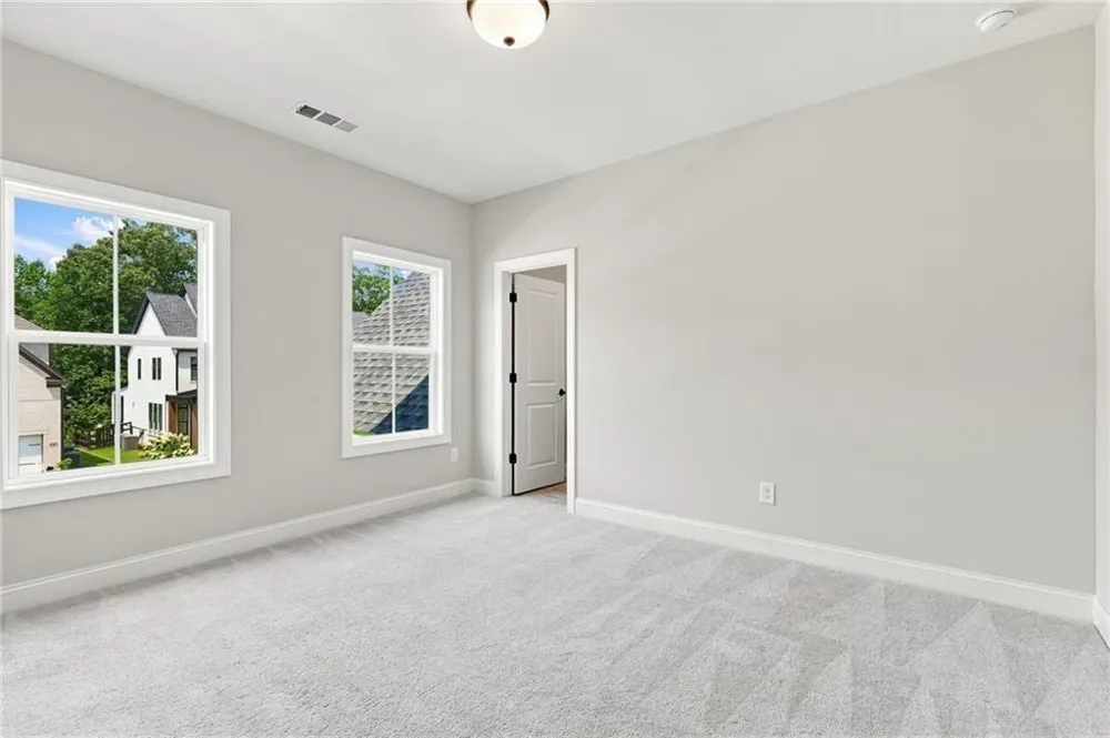 886 Keystone Drive Woodstock, GA 30188
